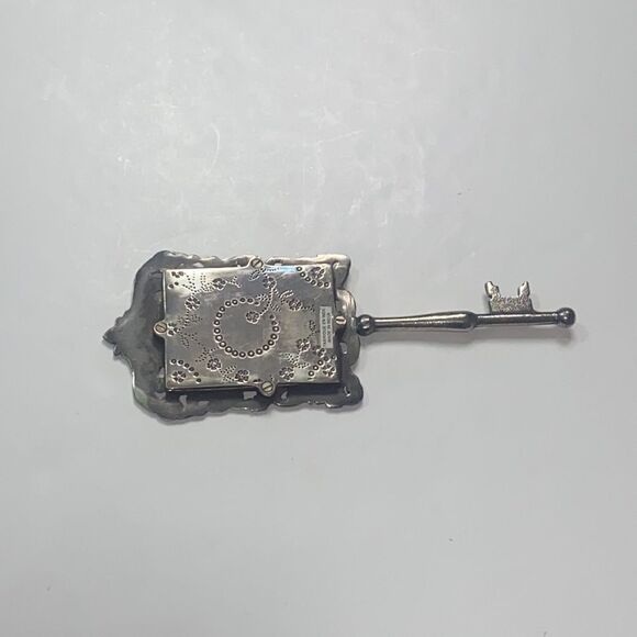 Vintage Style Hand Mirror Skeleton Key Picture Frame Wonderland Made In India - Picture 2 of 12